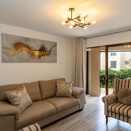 67 The Shades - Luxury Apartment In Umhlanga - Airconditioning Throughout And Inverter Durban Kültér fotó