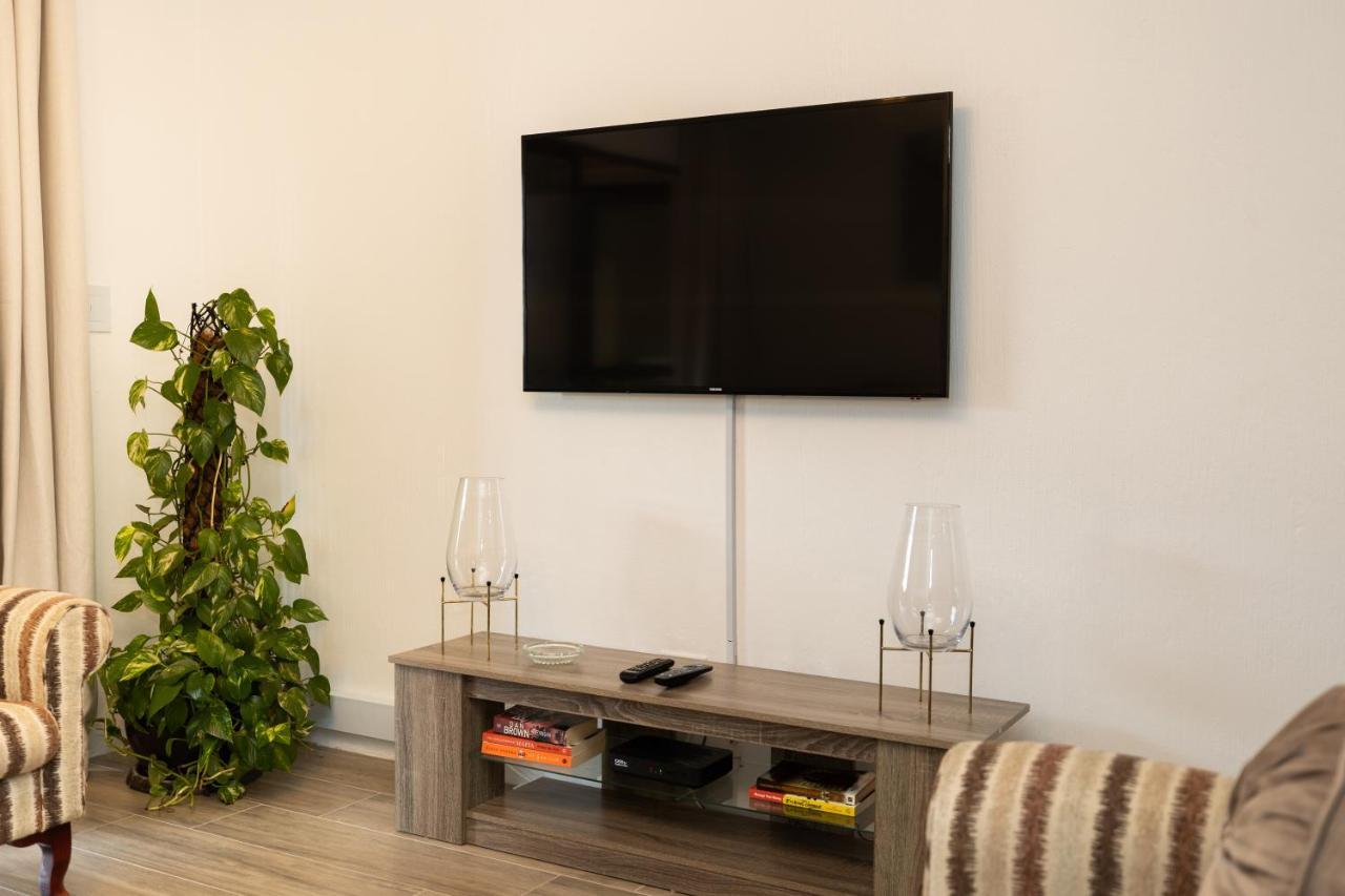 67 The Shades - Luxury Apartment In Umhlanga - Airconditioning Throughout And Inverter Durban Kültér fotó