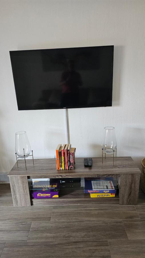 67 The Shades - Luxury Apartment In Umhlanga - Airconditioning Throughout And Inverter Durban Kültér fotó
